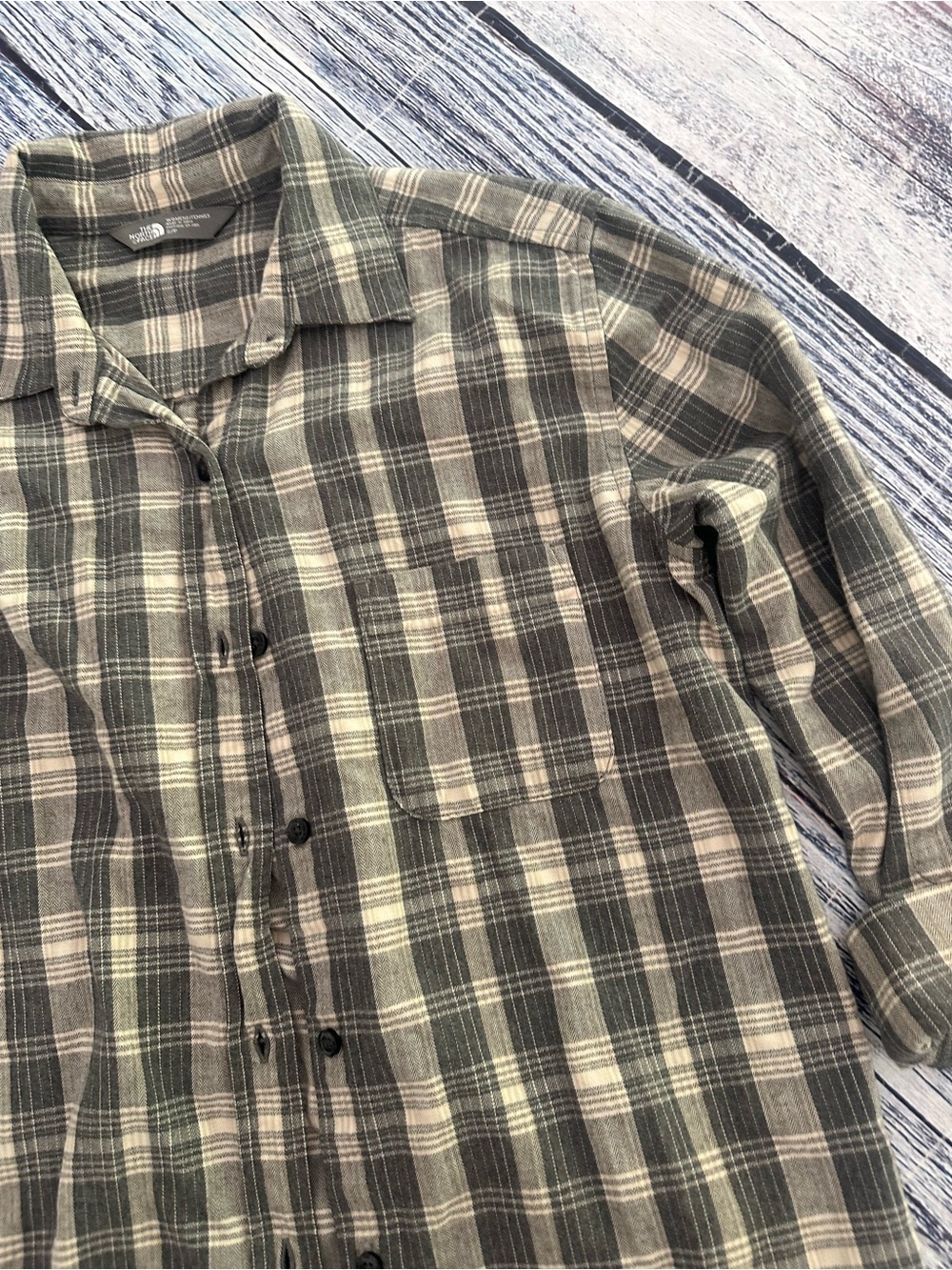 The North Face Casual Plaid Button-Up Shirt in Black & Cream - Picture 4 of 9